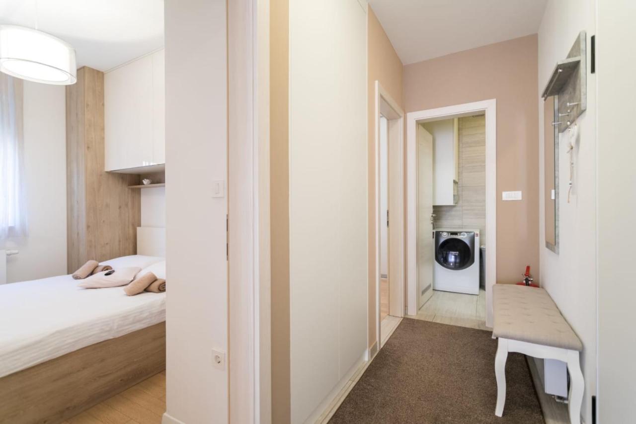 Sara - Free Parking For 2 Cars Apartma *